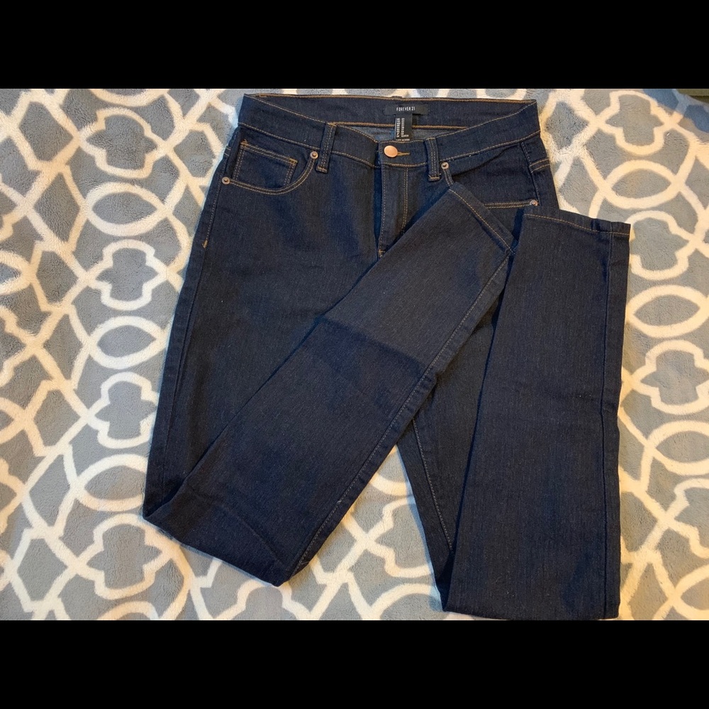 Forever 21 Jeans. Size 27